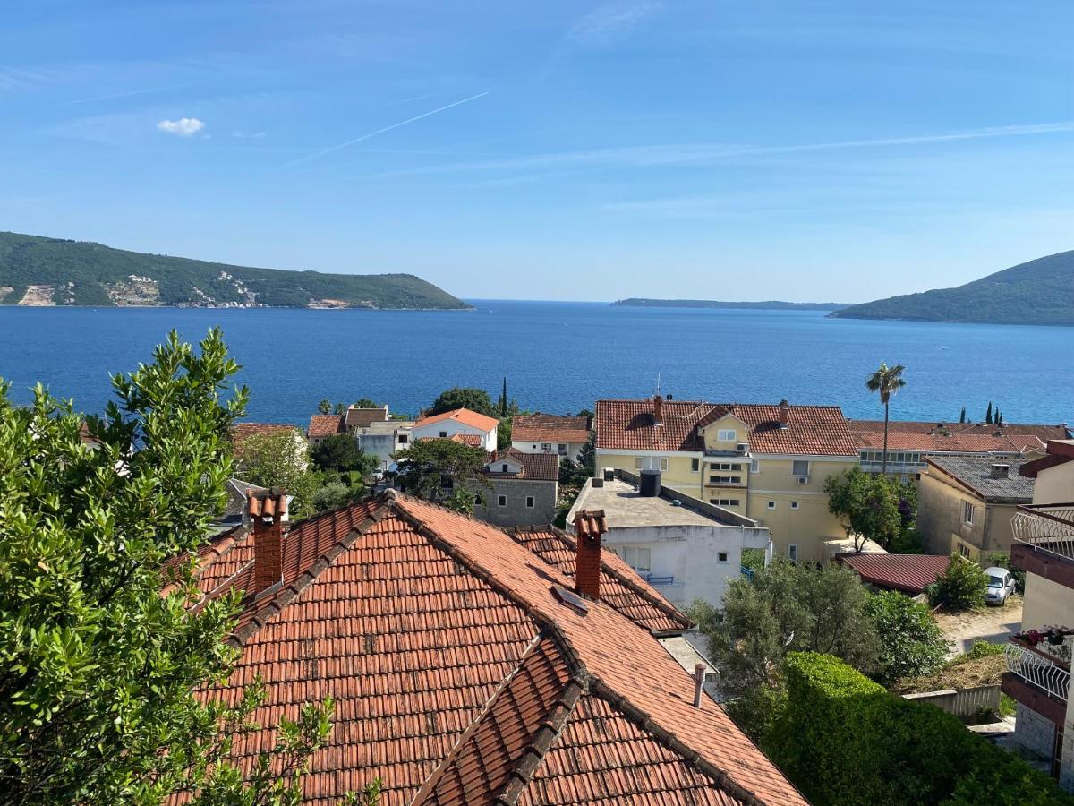 Apartments Savina Smjestaj Herceg Novi Exterior foto